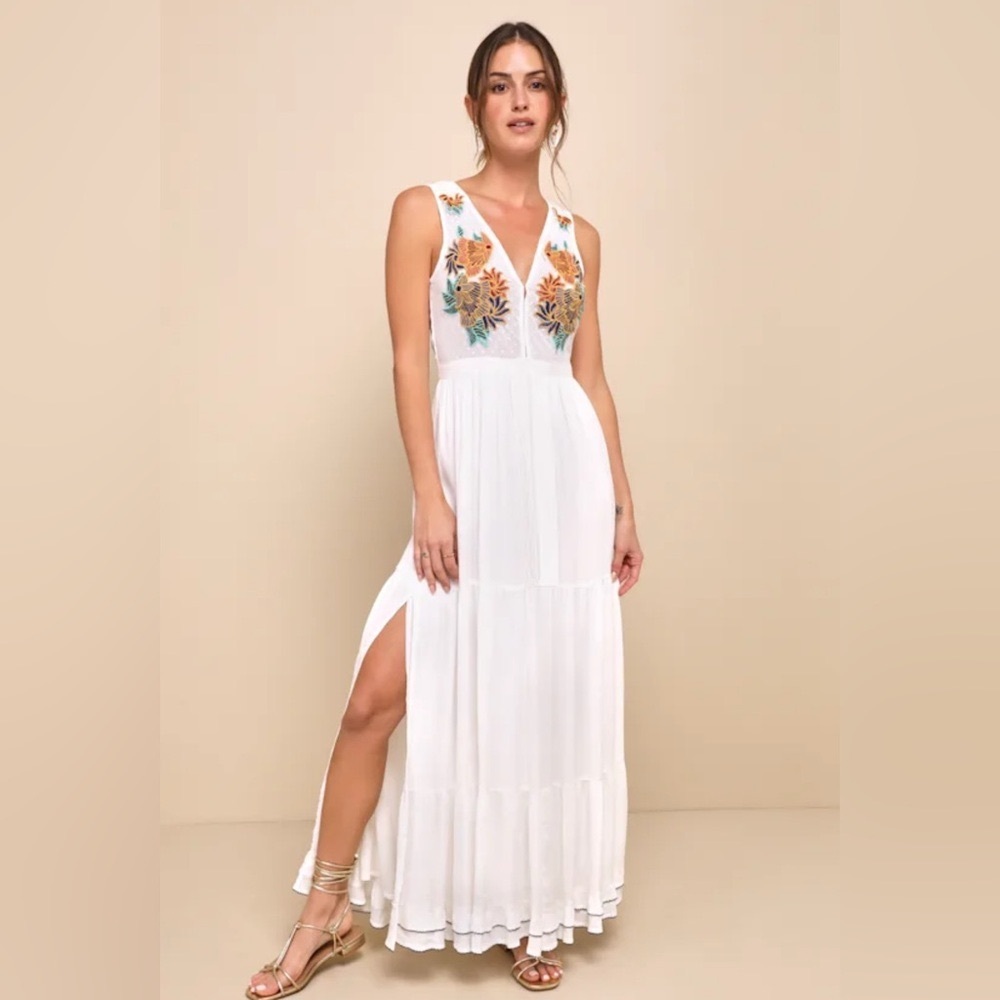 Embroidered White Vacation Dress